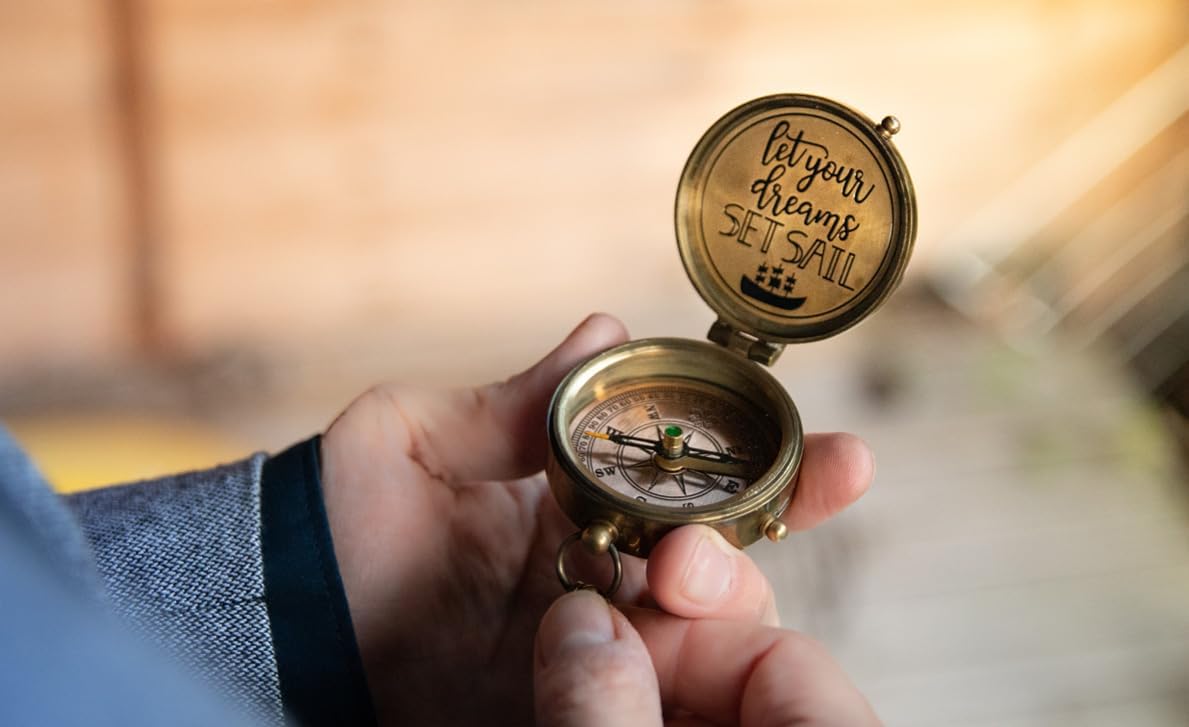 Handmade Antique Vintage Brass Compass | Exquisite Nautical Compass | Home Decor | Pocket Compass Gift for Every Occasion | Super7One