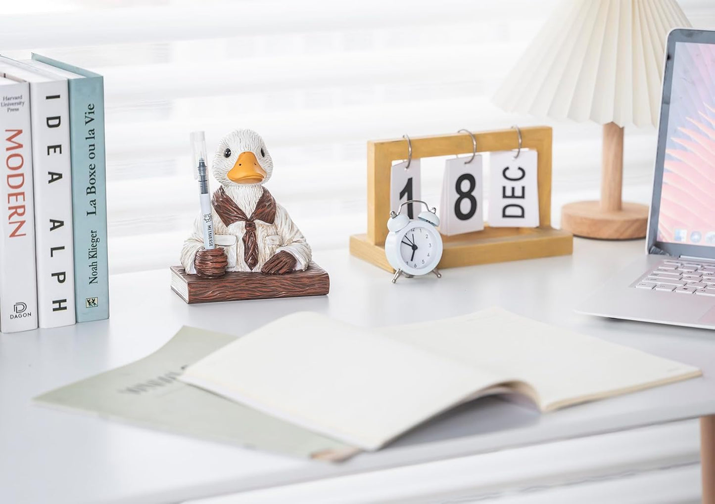 Duck Pen Insertion Pen Stand Resin Paperweight Cool Pencil Holder, Animal Series Desk Accessories Decor for Home Office School for Duck Lovers