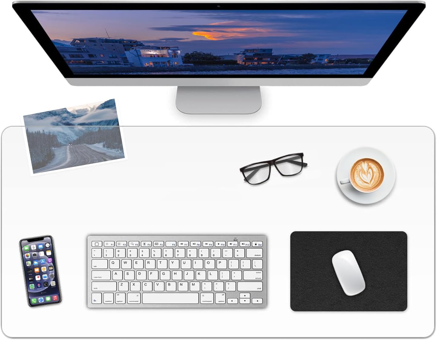 Clear Desk Mat, Non-Slip PVC Desk Protector Mat with Round Edge, Heat Resistant & Waterproof Clear Desk Writing Mat for Home and Office (23.6"*15.7")