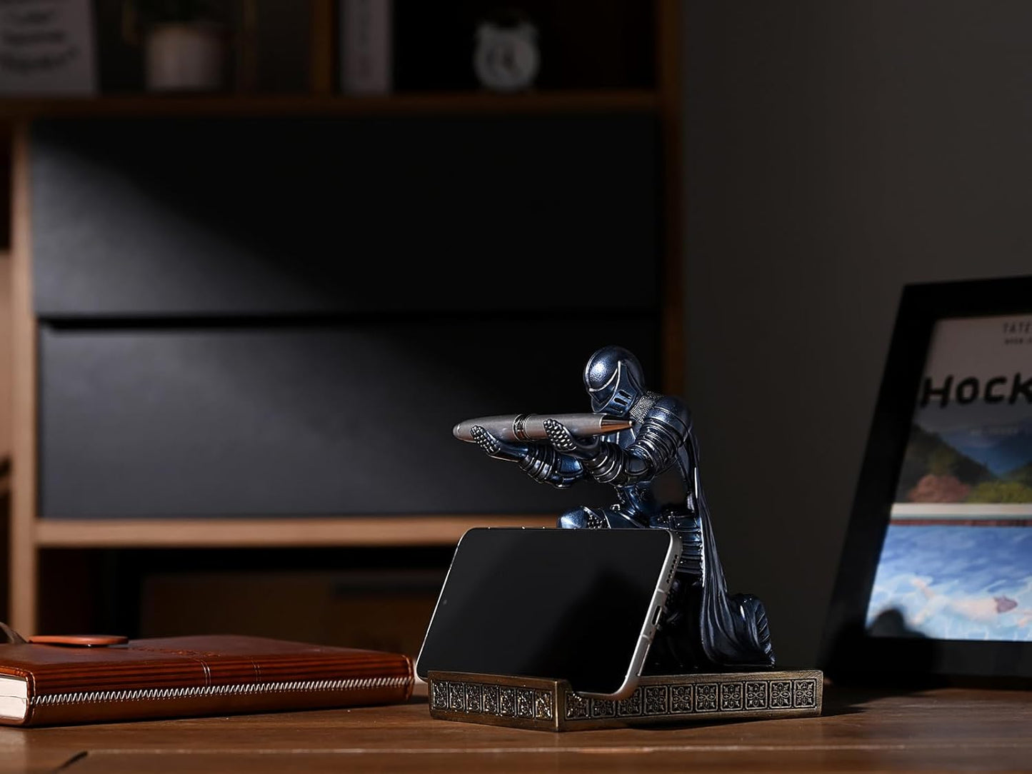 Windbreaker Soldier Knight Pen Holder Personalized Desk Accessory, Mobile Phone & Gaming Controller Holder, Device Stand Gift for Medieval Enthusiasts (Blue)