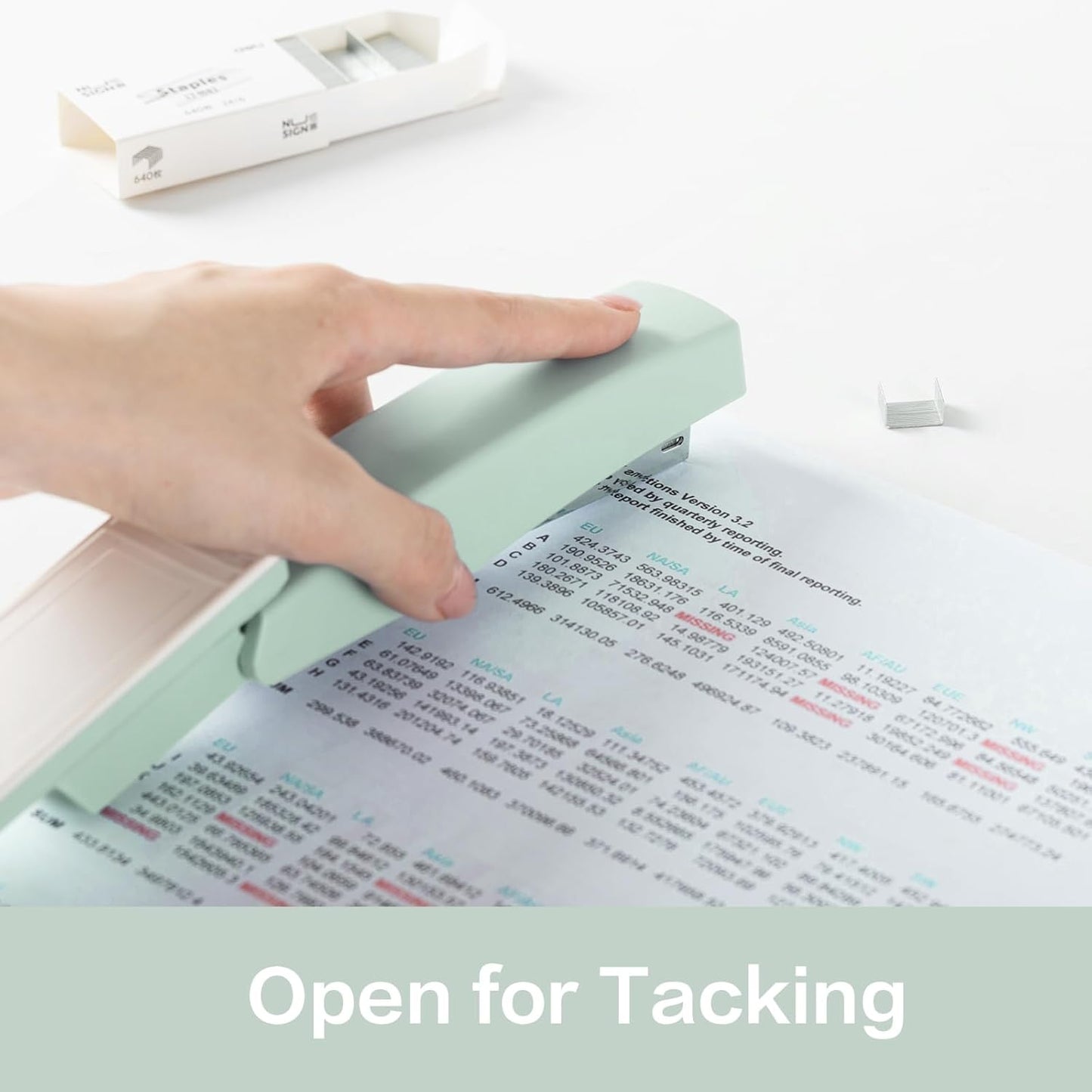 Deli Desktop Office Stapler - 25 Sheet Capacity, Includes 1000 Staples, Staple Remover, Green