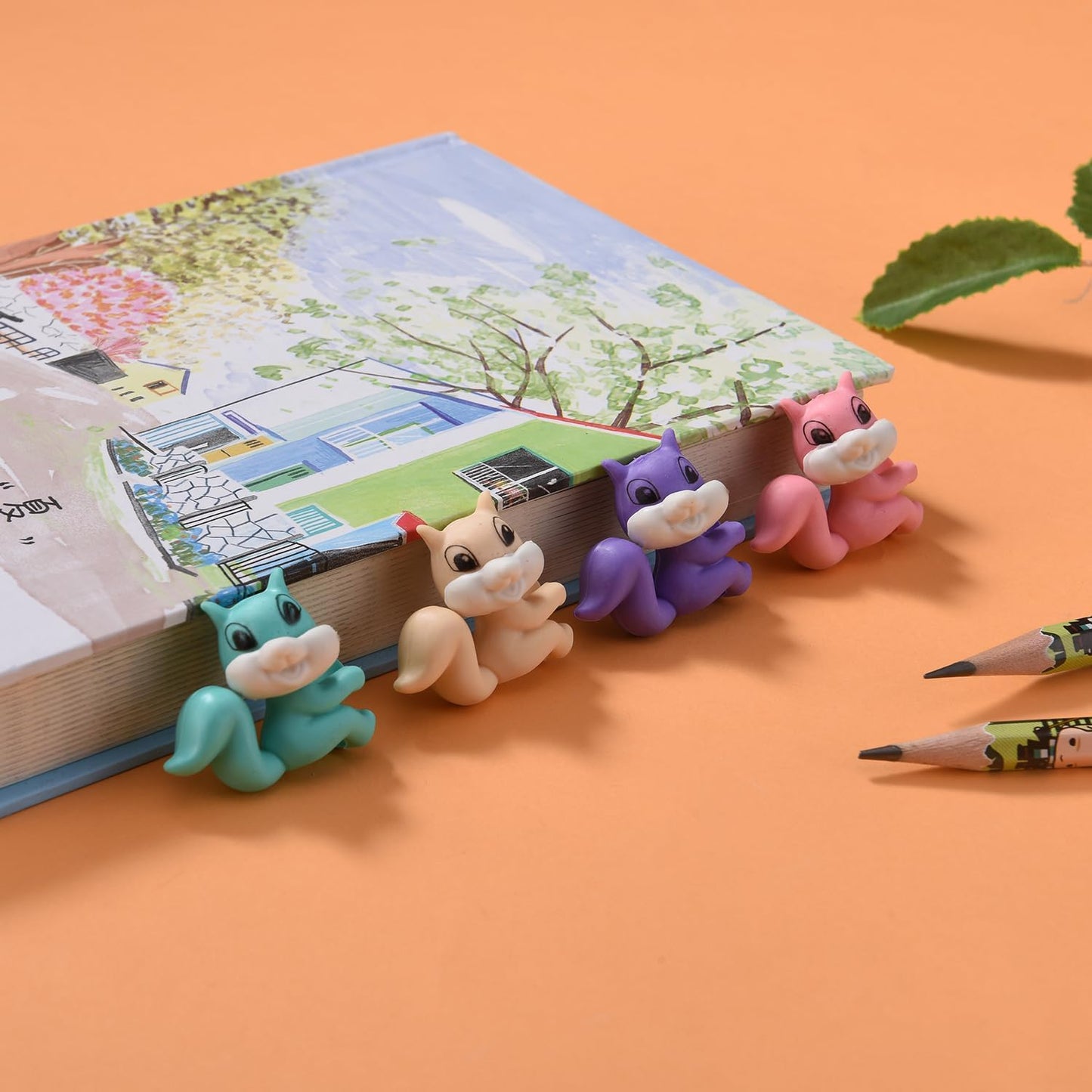 20 Pack Squirrel Pencil Top Erasers for Kids, 3D Animal Erasers for Boys and Girls, Fun Take Apart Erasers for School Supplies Prize Gifts Party Favors