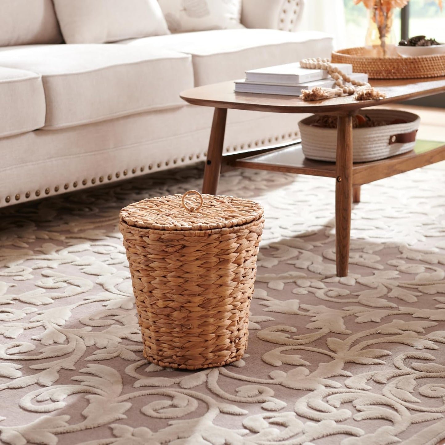 YANGQIHOME Wicker Trash Can with Lid, Water Hyacinth Garbage Can, Handwoven Wicker Waste Basket in Bathroom, Bedroom, Office, Living Room, Laundry Room, Blanket Basket 3.8 Gallon