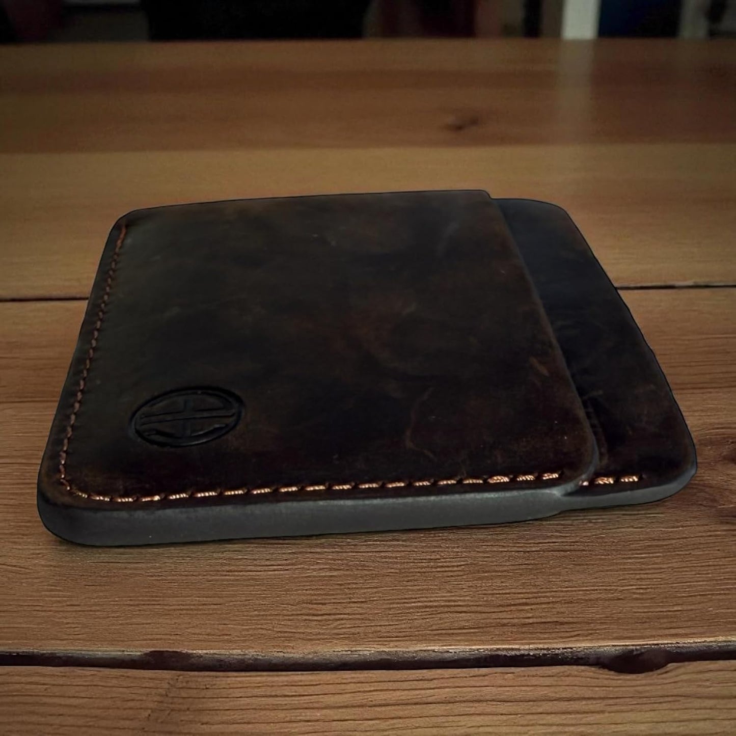 ZeroFold Slim Credit Card Holder – Men's Minimalist Handmade Full Grain Leather Wallet, Hand-Burnished & Oiled Finish, Super slim & Holds up to 8 Cards