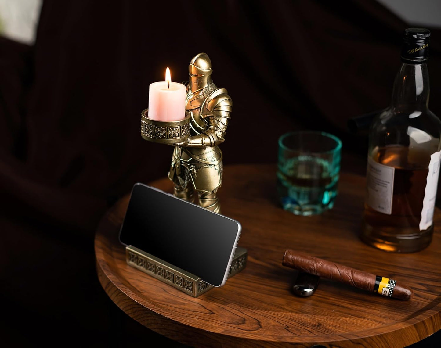 King's Guard Standup Knight Candlestick Holders Resin TeaLight Holder Warrior Mobile Phone Stand Pen Holder Candle Holder for Restaurant, Altar, Home Table(Bronze)