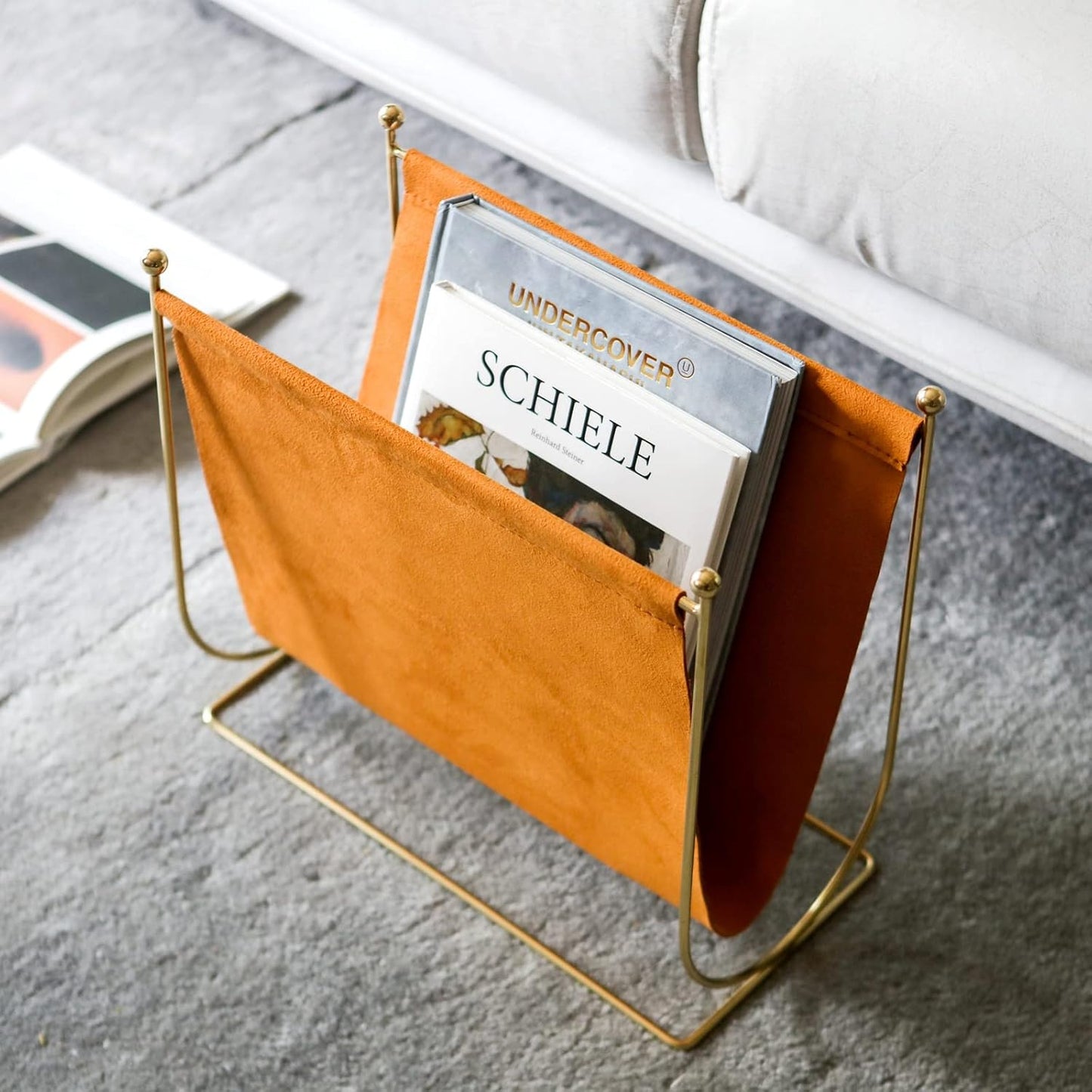Plated Metal Wire and Suede Leather Magazine Holder Rack, Standing Rack for Magazines, Books, Newspapers, Home Staging Decoration