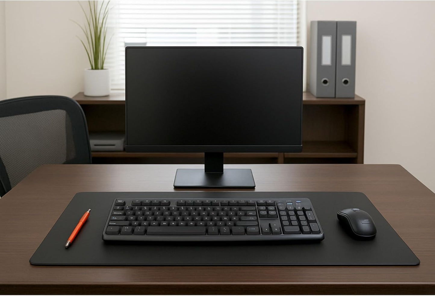 Dacasso Black Leather 30" x 12.5" Keyboard/Mouse Desk Mat