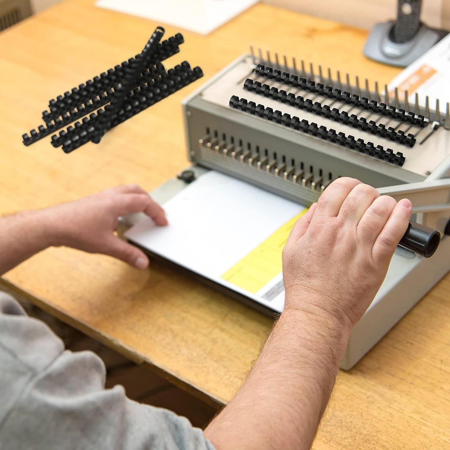 Yunsailing 150 Pack Plastic Binding Combs Plastic Binder Comb Ring 19 Ring Binding Spines Letter Size Spiral coils for Notebook Calendar(1/4 5/16 3/8 1/2 5/8 3/4 in,Black)