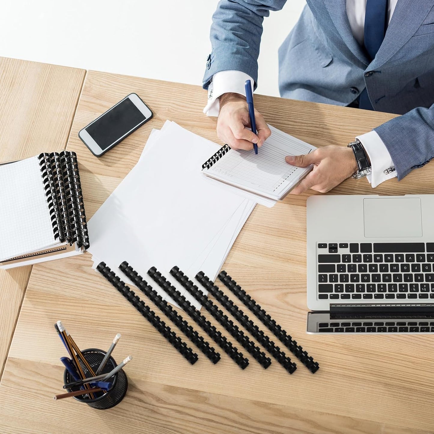 Yunsailing 150 Pack Plastic Binding Combs Plastic Binder Comb Ring 19 Ring Binding Spines Letter Size Spiral coils for Notebook Calendar(5/8 in,Black)