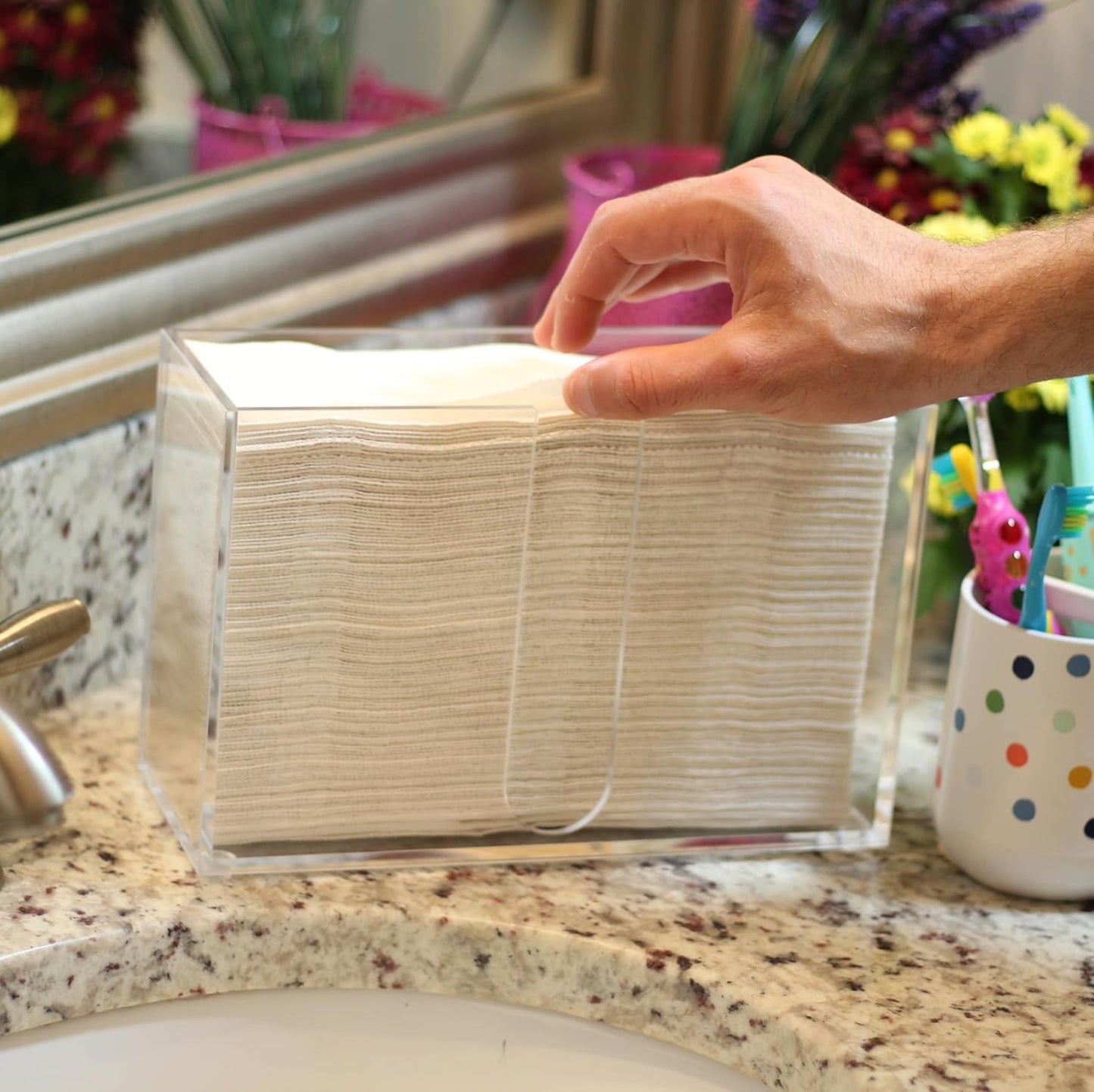 Multifold Paper Towel Dispenser Countertop(5mm-6.5" Tall) Clear Paper Towel Holder, Acrylic Folded Napkin Holder for Kitchen, Countertop C-Fold, Z-Fold, Trifold Paper Hand Towel Dispenser For Bathroom