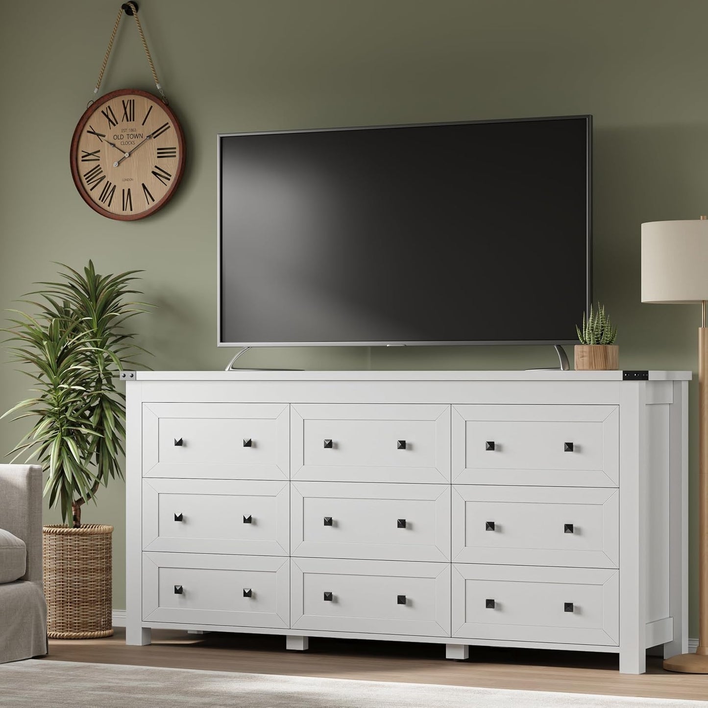 9-Drawer Dresser, Modern Wooden Storage Chest of Drawers, Dresser TV Stand, Wood Drawer Organizer with Metal Handles for Bedroom, Living Room, Hallway