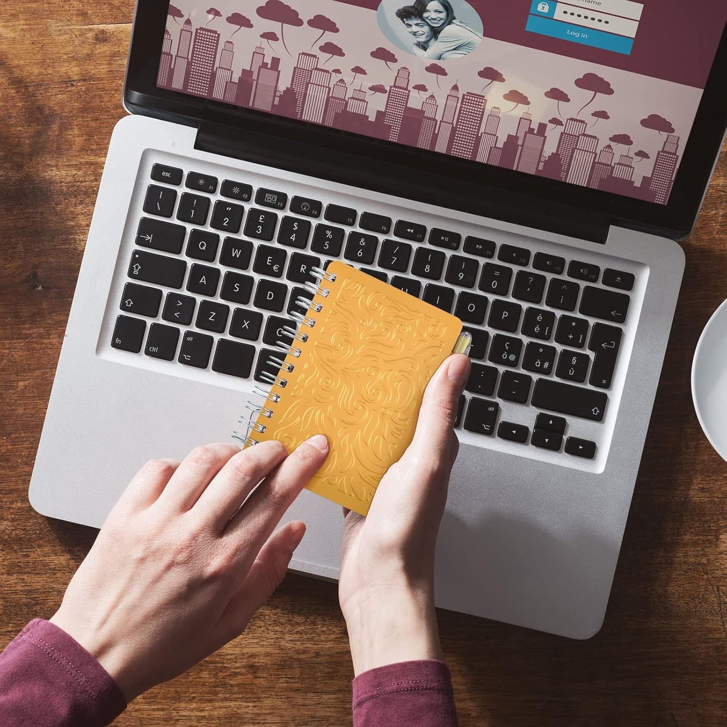 Zonon 2 Pcs Mini Password Book with Alphabetical Tabs Metal Password Keeper Book Portable Organizer Elegant Mandala Pattern Notebook with Pen, Spiral Bound for Information(Purple, Orange)