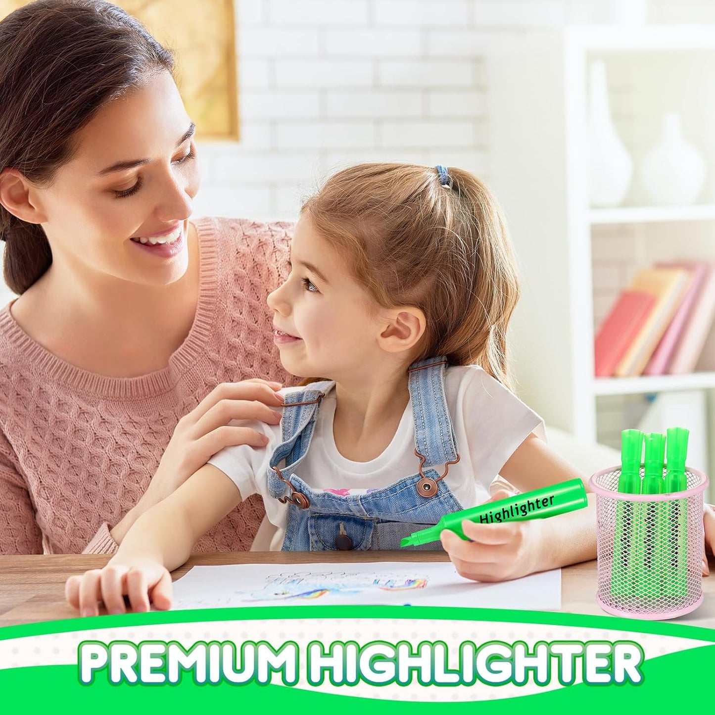 Qilery 30 Pack Highlighters Bulk, Tank Style Chisel Tip Highlighters Markers Quick Drying for Kids and Adult Coloring, Classroom Home Office School Supplies (Green)