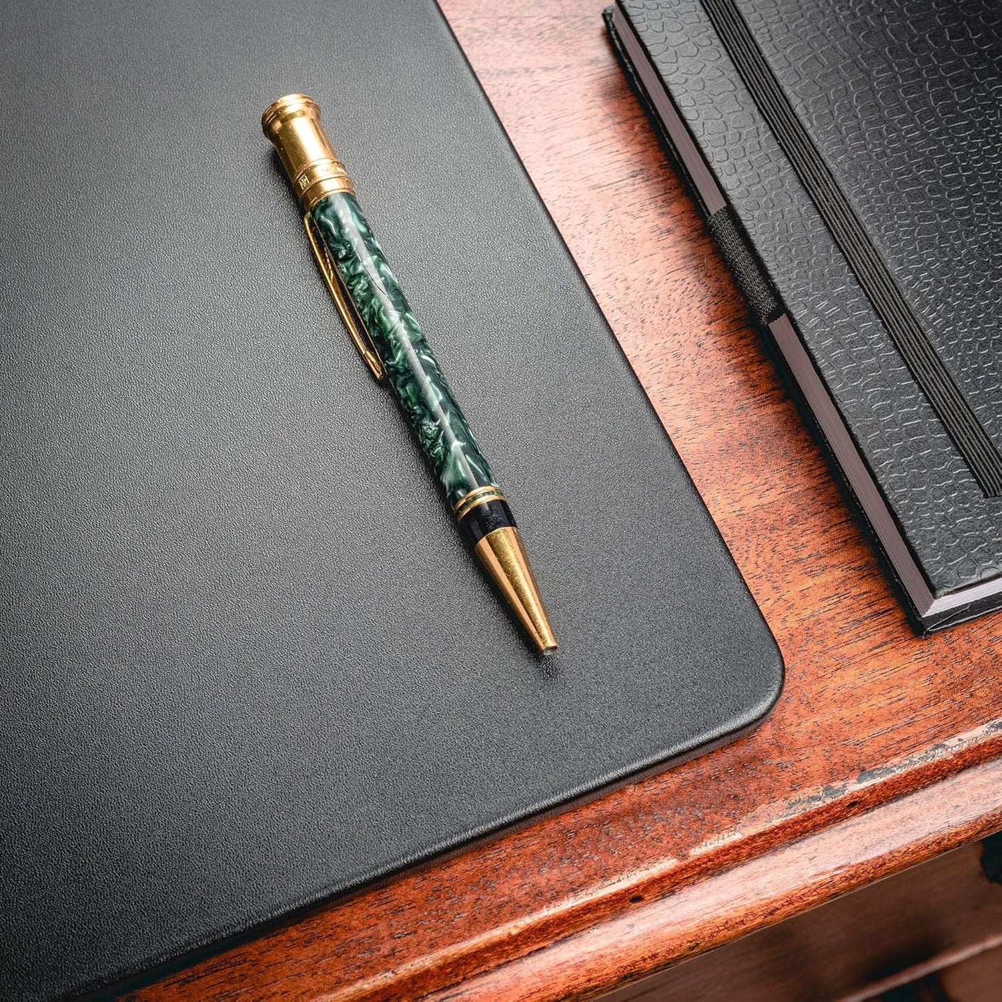 Dacasso Pad Without Side Rails Luxury Leather Blotter for Writing-Executive Desk Surface Protector, 34” x 20”, Black